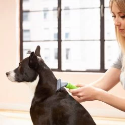 Frisco Deshedding Dog & Cat Brush -Frisco 206892 PT6. AC SS1800 V1680186216