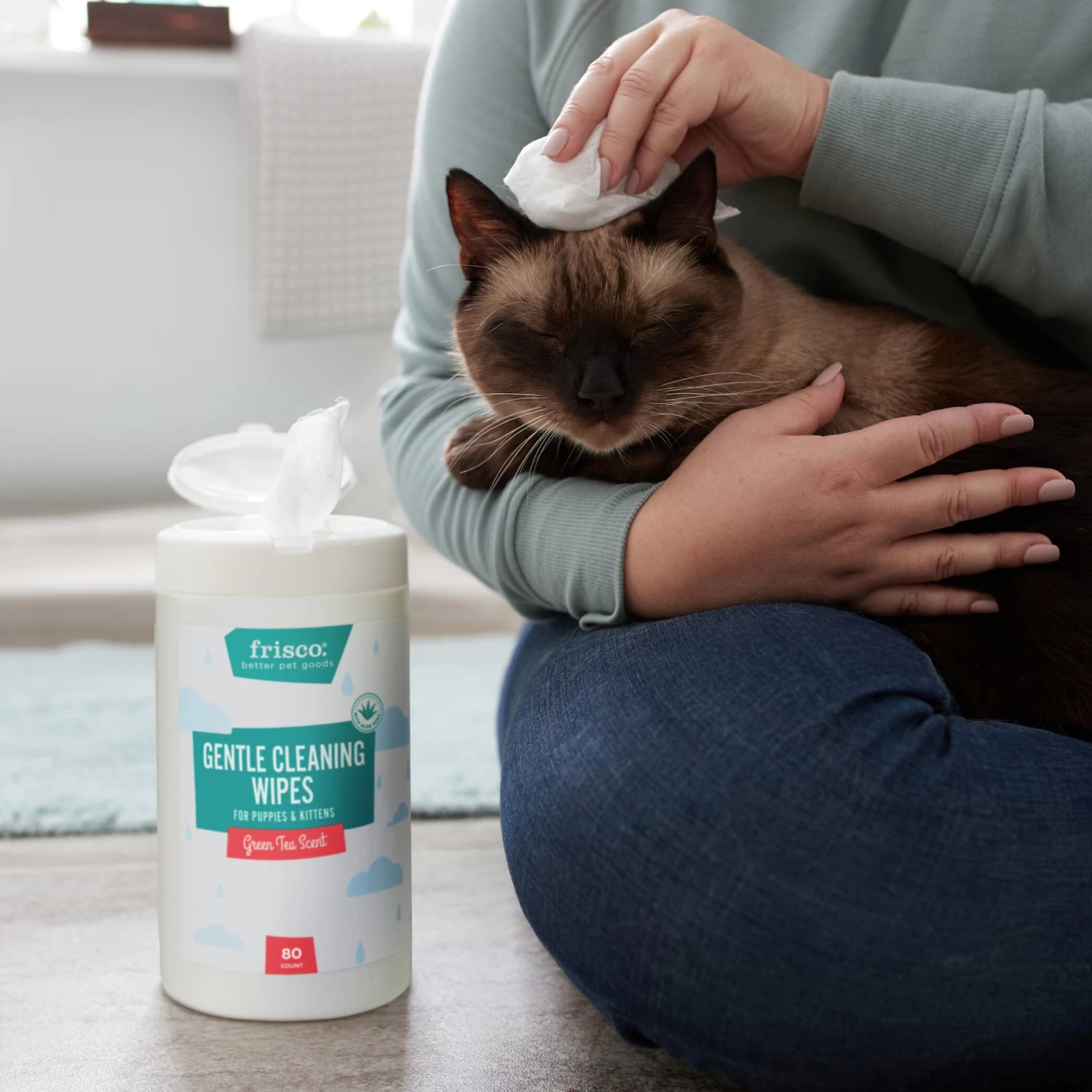 Frisco Gentle Cleaning Waterless Grooming Wipes For Puppies & Kittens, Green Tea Scent 8 Frisco Gentle Cleaning Waterless Grooming Wipes For Puppies & Kittens, Green Tea Scent - Image 6