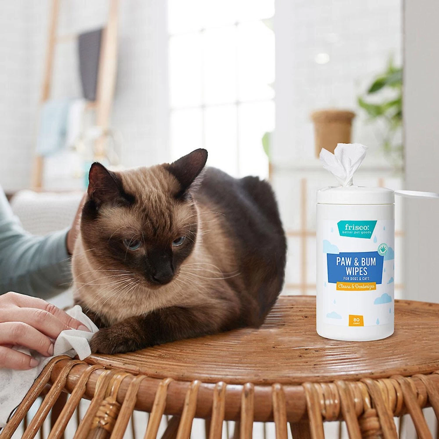 Frisco Deodorizing Paw & Bum Waterless Grooming Wipes For Dogs & Cats 8 Frisco Deodorizing Paw & Bum Waterless Grooming Wipes For Dogs & Cats - Image 6