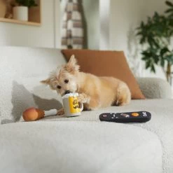 Frisco Father's Day Essential Latex Squeaky Dog Toy, 4 Count 7 Frisco Father's Day Essential Latex Squeaky Dog Toy, 4 Count -Frisco 327045 PT3. AC SS1800 V1648667249