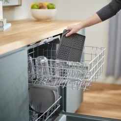 Frisco Non-skid Square Silicone Dog & Cat Lick Mat 12 Frisco Non-skid Square Silicone Dog & Cat Lick Mat -Frisco 363402 PT4. AC SS1800 V1665170735